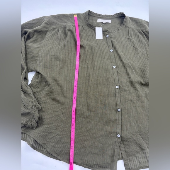LOFT Olive Button-Up Blouse - Picture 5 of 7